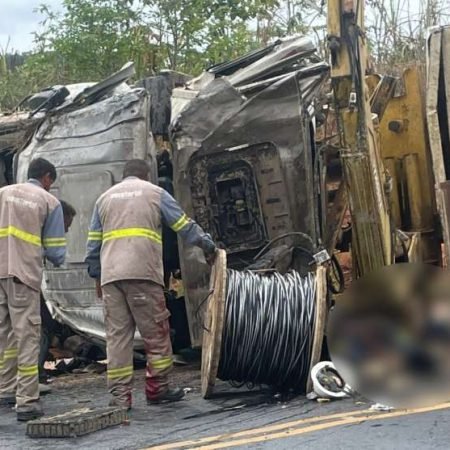 FUNCIONÁRIOS DE EQUATORIAL FICAM FERIDOS APÓS TOMBAMENTO DE CARRETA