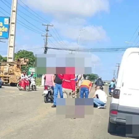 TRÊS MULHERES FICAM FERIDAS EM BATIDA ENTRE DUAS MOTOS