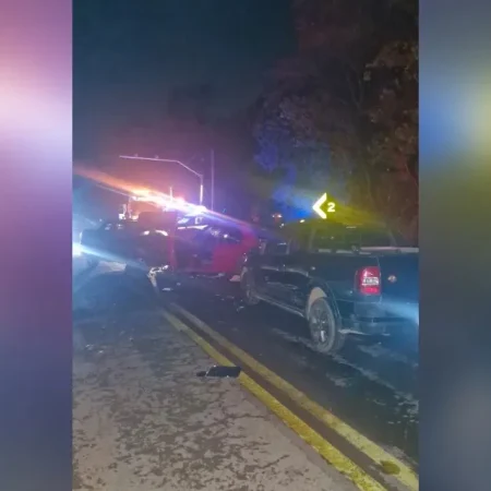 GRAVE ACIDENTE DEIXA TRÊS MORTOS E OITO FERIDOS NA BR-040