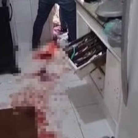 HOMEM ESFAQUEIA SOBRINHO, FAZ A PRÓPRIA MÃE E A IRMÃ REFÉNS E É PRESO