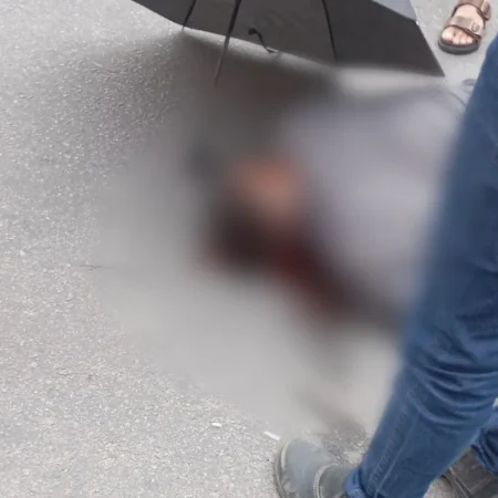 HOMEM FICA FERIDO APÓS QUEDA DE MOTO