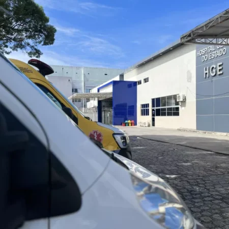 PARTICIPANTE DE CAVALGADA É FERIDO COM BALA PERDIDA EM PAREDÃO