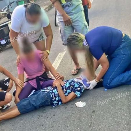 IDOSA É ATROPELADA POR TRICICLO ELÉTRICO