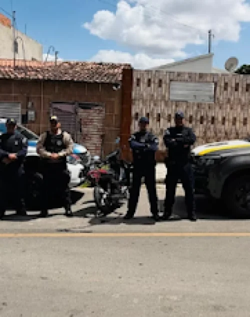 GUARDA MUNICIPAL INTERCEPTA MOTOCICLISTA APÓS FUGA E MANOBRA PERIGOSA EM DELMIRO GOUVEIA/AL 