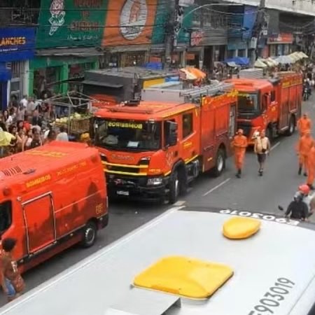 INCÊNDIO ATINGE LOJA DE BRINQUEDOS E MERCADÃO DE MADUREIRA É FECHADO
