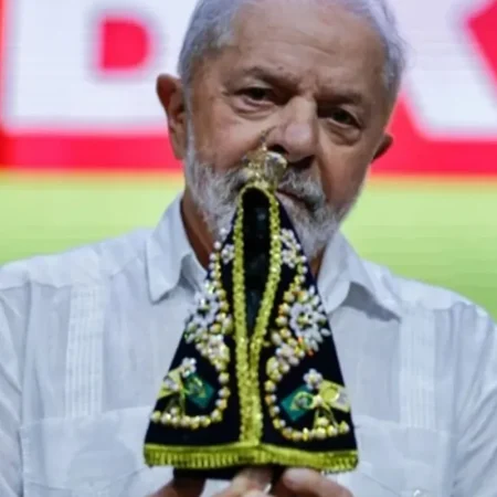 LULA AVANÇA ENTRE CATÓLICOS E EVANGÉLICOS APÓS O CASO NOSSA SENHORA