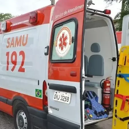 ESTUDANTE É ATROPELADA POR MOTOCICLETA PRÓXIMO A ESCOLA