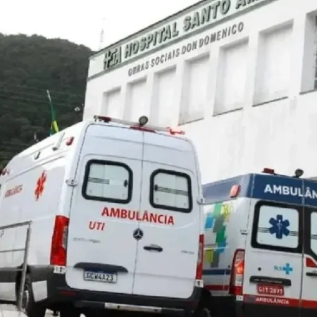 MULHER ATROPELA PM AO TENTAR ATINGIR COMPANHEIRO EM BRIGA
