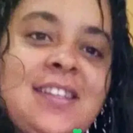 MULHER MORRE APÓS SER AMARRADA E AGREDIDA COM 16 MARTELADAS