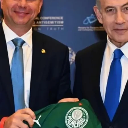 NETANYAHU PARABENIZA FLÁVIO POR VENCER 1º TURNO E DESEJA SORTE: “MEU AMIGO”