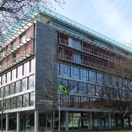 BRASILEIROS NO EXTERIOR COMEÇAM A VOTAR PELA NOVA ZELÂNDIA