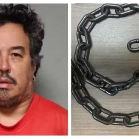 MENINO DE 11 ANOS É ENCONTRADO MORTO EM CASA COM SINAIS DE TORTURA; PAI ADMITE QUE O MANTINHA ACORRENTADO