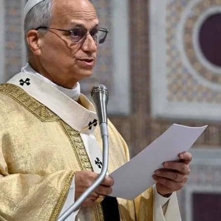 PAPA LEÃO XIV DIZ QUE EXTREMA DIREITA “NÃO REPRESENTA O CRISTIANISMO”