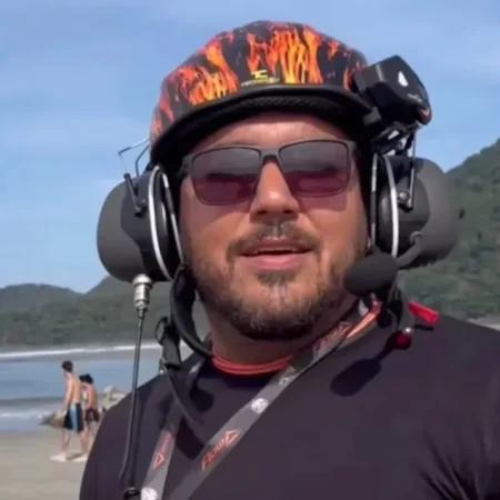 PILOTO DE PARAMOTOR É ATINGIDO NO AR POR LINHA DE PIPA E MORRE