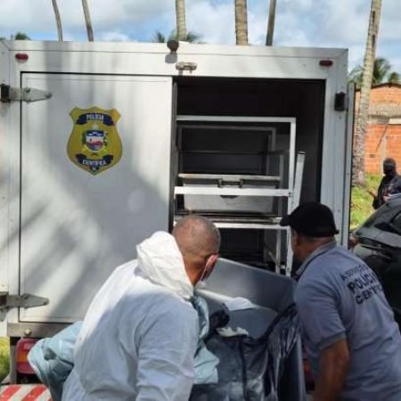 HOMEM MORRE APÓS COLIDIR CONTRA CARROÇA NO SERTÃO