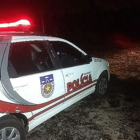 CICLISTA É ATINGIDO POR CARRO NA AL-115