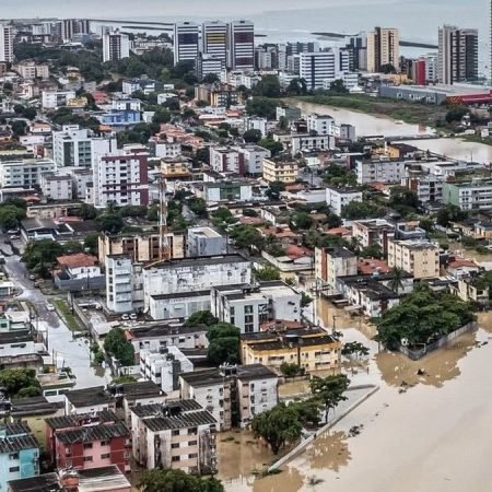 COM 8 MORTOS PELAS CHUVAS, PERNAMBUCO E PARAÍBA DECRETAM ESTADO DE EMERGÊNCIA E CALAMIDADE