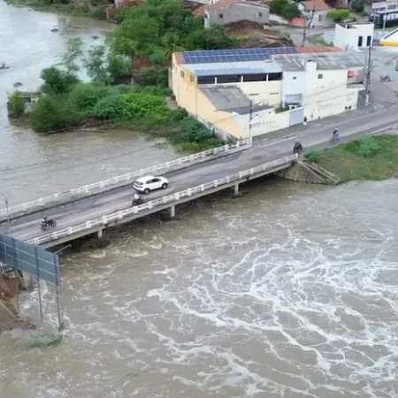VOLUME DE CHUVA EM DELMIRO GOUVEIA ATINGE UM TERÇO DO ESPERADO PARA O ANO EM APENAS UM DIA