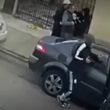 LADRÕES OBRIGAM VÍTIMA A EXPLICAR COMO LIGAR E DIRIGIR CARRO ROUBADO