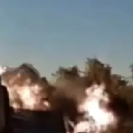 COLISÃO ENTRE CARRETAS CAUSA EXPLOSÃO E DEIXA QUATRO MORTOS