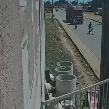 ADOLESCENTE MORRE APÓS SER ATROPELADO POR CARRETA