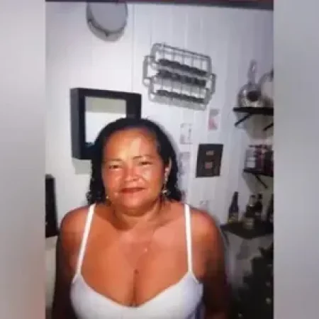 MULHER É MORTA A FACADAS APÓS REJEITAR INVESTIDA DE HOMEM NA SAÍDA DE BAR