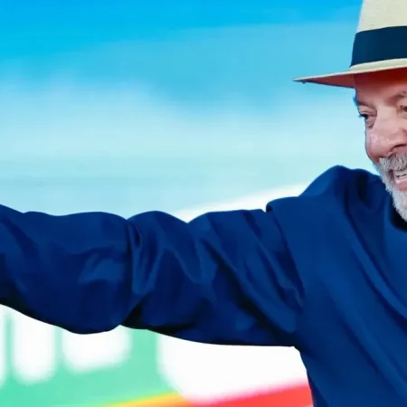 SE QUISER GANHAR DINHEIRO, ACHE UM JEITO HONESTO, DIZ LULA APÓS PROIBIR BET