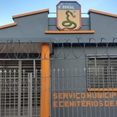 PREFEITURA INVESTIGA CHURRASCO REALIZADO POR SERVIDORES EM CEMITÉRIO DE MG
