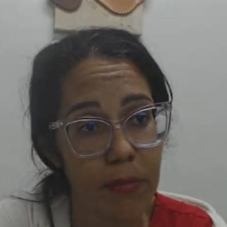 MULHER QUE DEU VENENO AO MARIDO DIZ QUE ELE TERIA AMEAÇADO A FAMÍLIA