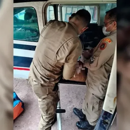 TRABALHADOR RURAL LEVA CHIFRADA DE TOURO E É SOCORRIDO EM ESTADO GRAVE