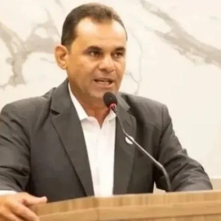 VEREADOR MORRE ATROPELADO POR RETROESCAVADEIRA OPERADA POR SECRETÁRIO